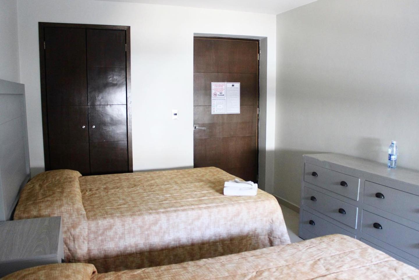 גואדלחארה Hotel Colon Express מראה חיצוני תמונה