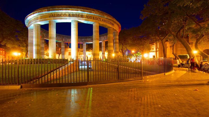 גואדלחארה Hotel Colon Express מראה חיצוני תמונה