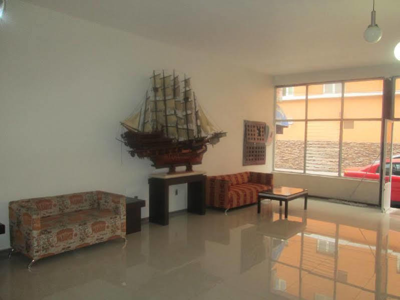 גואדלחארה Hotel Colon Express מראה חיצוני תמונה