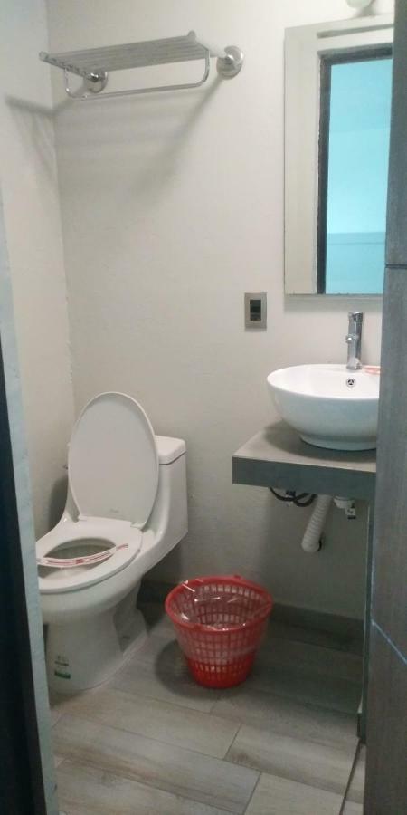 גואדלחארה Hotel Colon Express מראה חיצוני תמונה